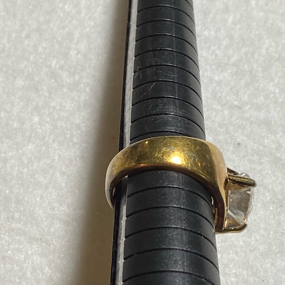 18 KT HGE gold plated with clear stone ring, size 9 - Picture 5 of 13